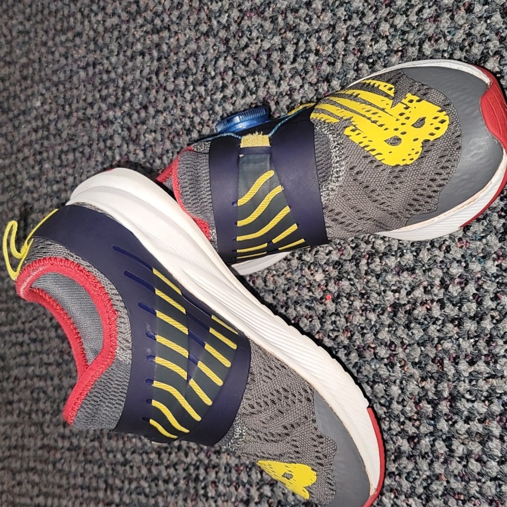 New Balance Little Kid's Fuel Core Reveal Boa - Castlerock with Vision Blue 4Y